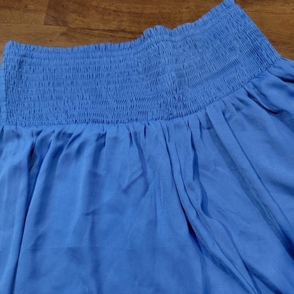 Pants Store High Waist Elastic Band Bright Blue Swing shorts Size Medium - Picture 3 of 8